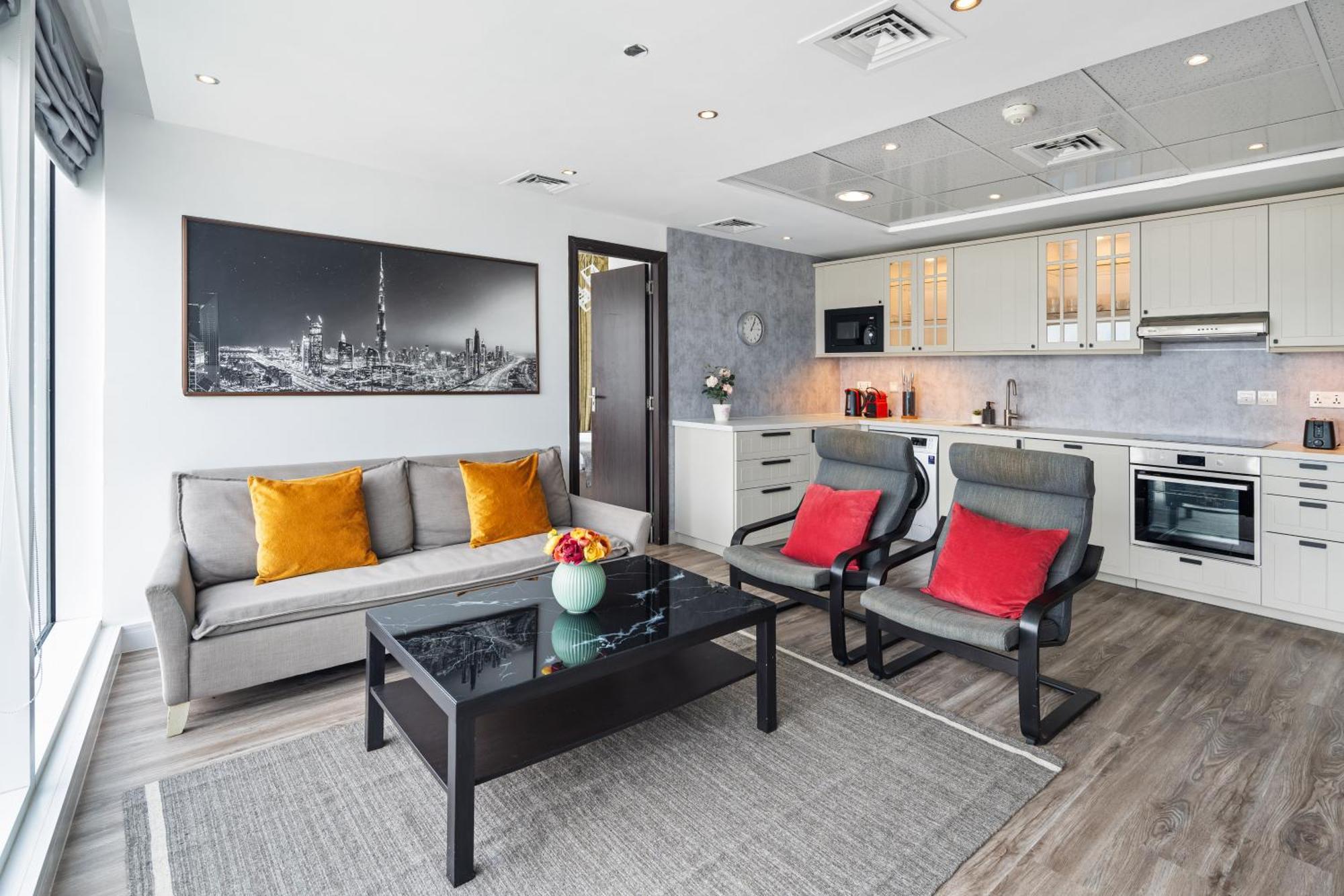 Modern & Spacious 2-Bed Condo With Panoramic Lake Views, Dual Balconies, Steps From Dubai Jlt Metro By "La Buena Vida Holiday Homes" Buitenkant foto