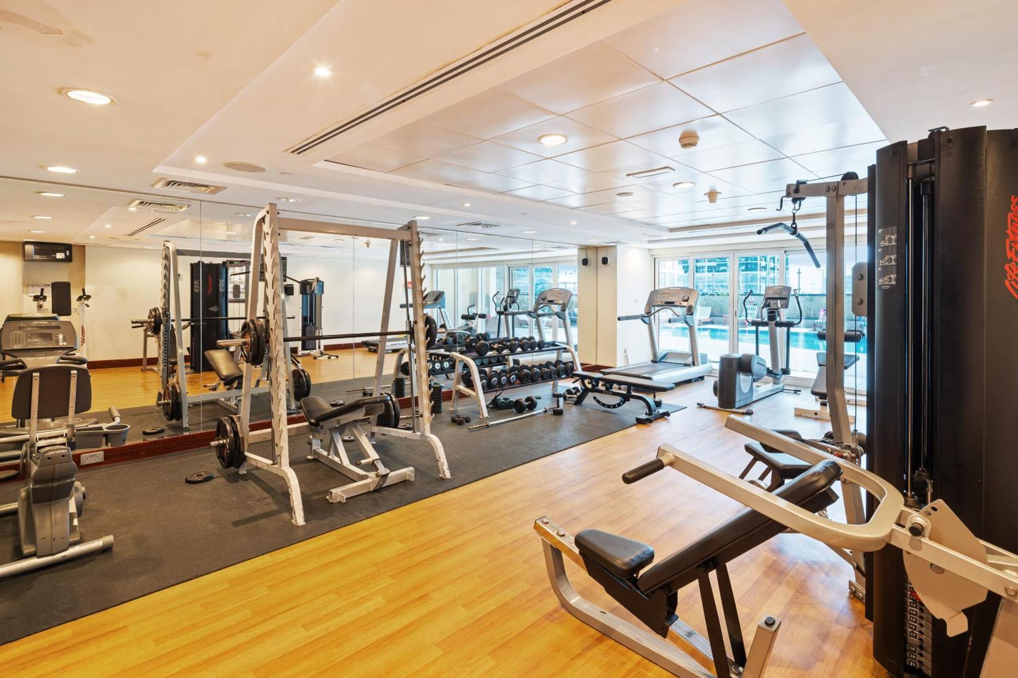 Modern & Spacious 2-Bed Condo With Panoramic Lake Views, Dual Balconies, Steps From Dubai Jlt Metro By "La Buena Vida Holiday Homes" Buitenkant foto